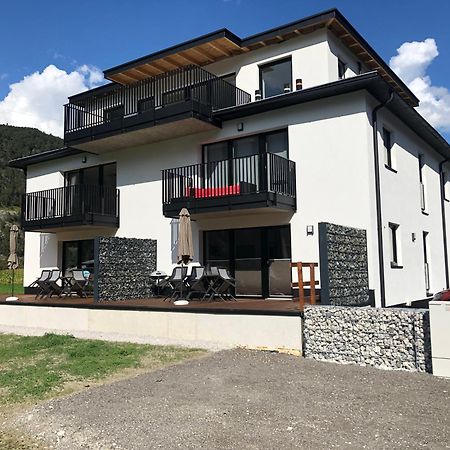 Deluxefort Fuer 10 Gaeste Mit Eigenem Whirlpool Und Fasssauna Imst Exterior photo