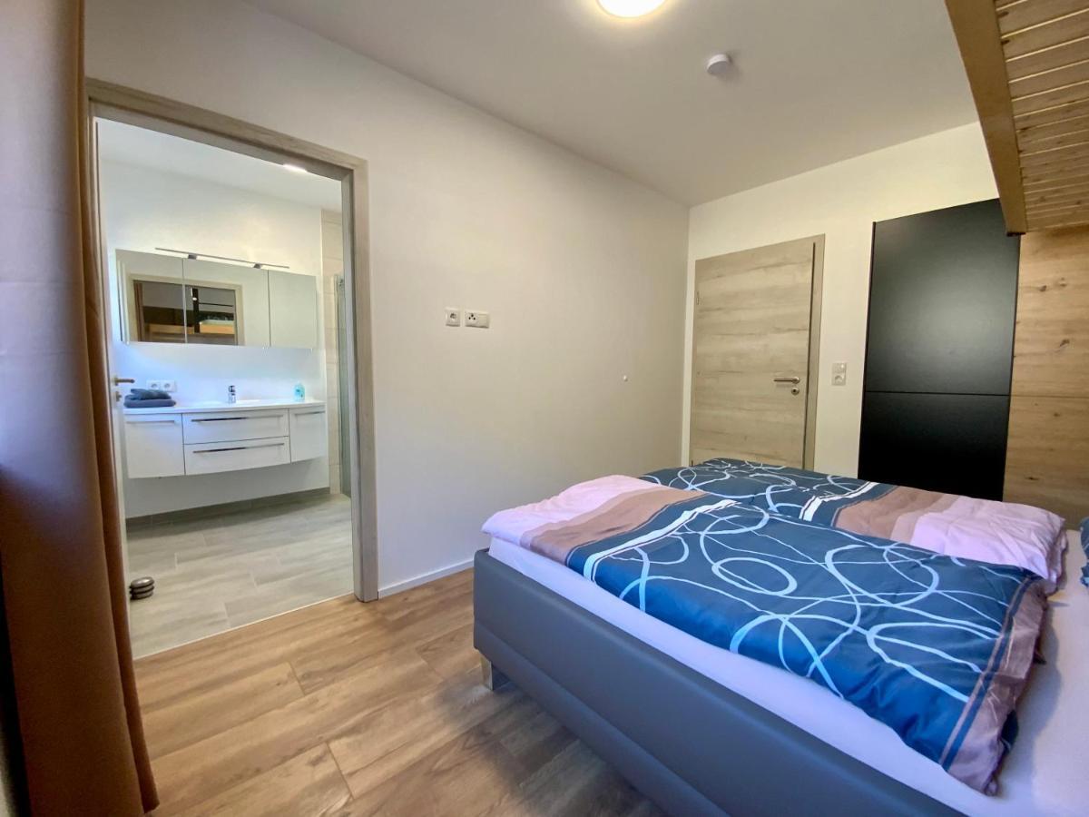Deluxefort Fuer 10 Gaeste Mit Eigenem Whirlpool Und Fasssauna Imst Exterior photo