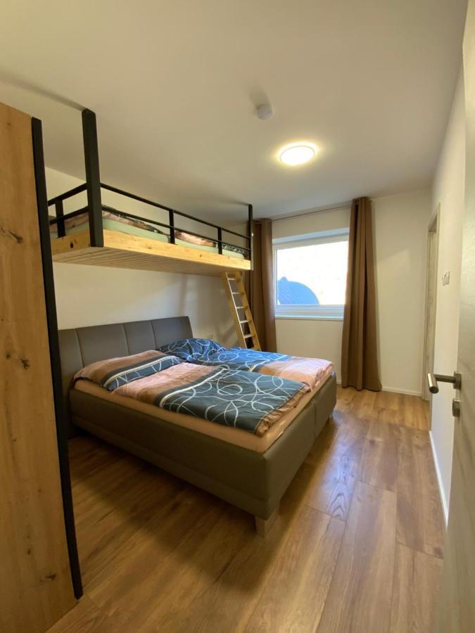 Deluxefort Fuer 10 Gaeste Mit Eigenem Whirlpool Und Fasssauna Imst Exterior photo