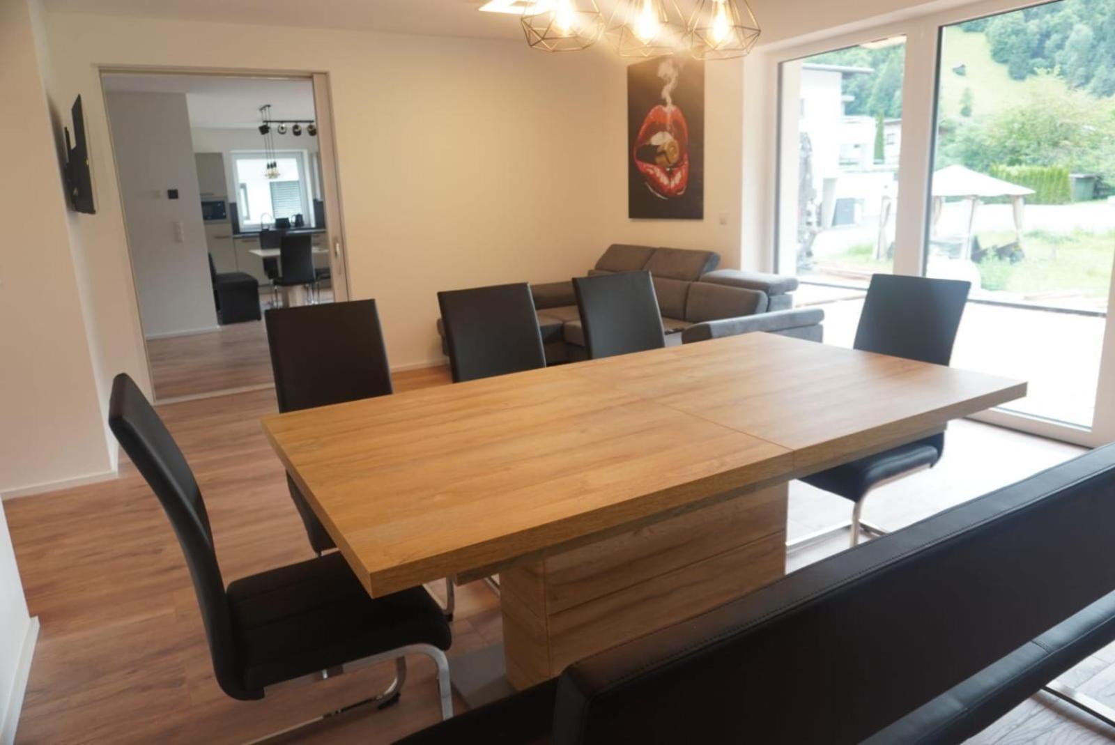 Deluxefort Fuer 10 Gaeste Mit Eigenem Whirlpool Und Fasssauna Imst Exterior photo